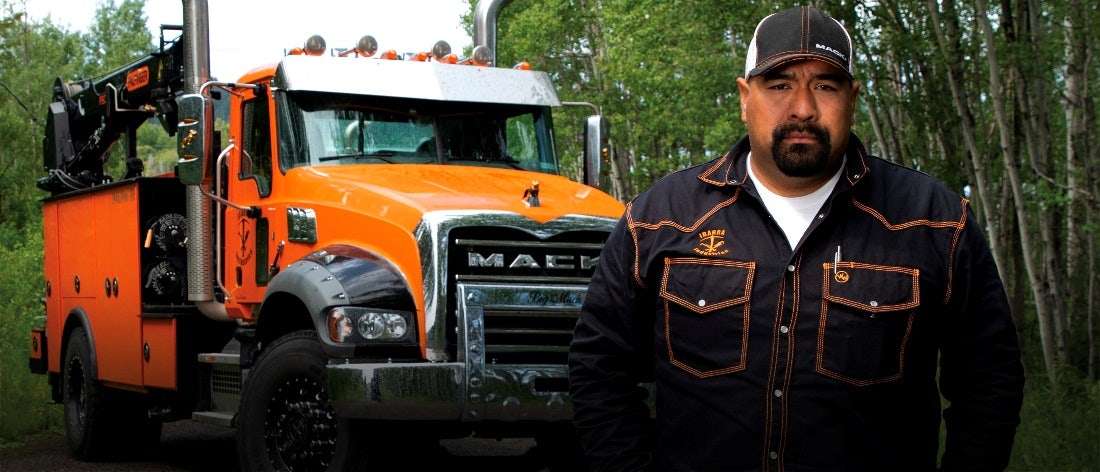 juan-ibarra-de-gold-rush-choisit-mack-granite-comme-camion-personnel